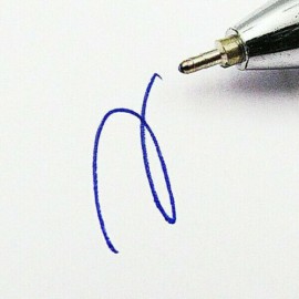 5 x Quantum Power 1246 Blue Ink Retractable Ball Point pen clip 0.7mm. 5 x Quantum Power 1246 Blue Ink Retractable Ball Point pen clip 0.7mm.